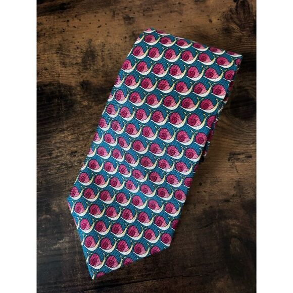 Vintage Paul Fredrick” Snails on the grass “ Silk Tie / excellent